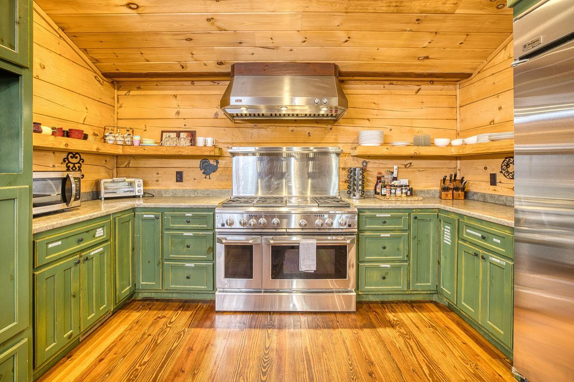 Sky High Lodge By Bk Stays. Large Cabin. Amazing Views. Game Room. Jacuzzi. Six Bedrooms. Sleeps 12 Blue Ridge Eksteriør bilde