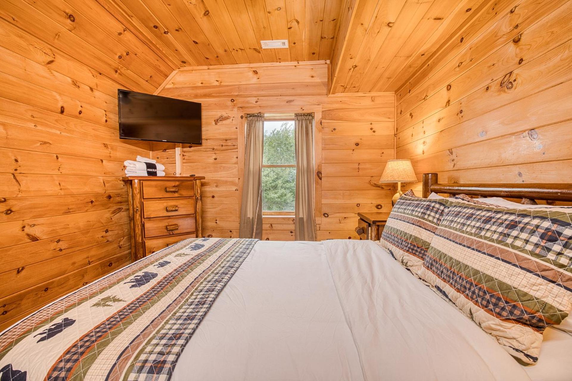 Sky High Lodge By Bk Stays. Large Cabin. Amazing Views. Game Room. Jacuzzi. Six Bedrooms. Sleeps 12 Blue Ridge Eksteriør bilde